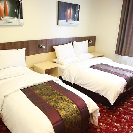 Cambridge Hotel Хаддерсфилд Экстерьер фото
