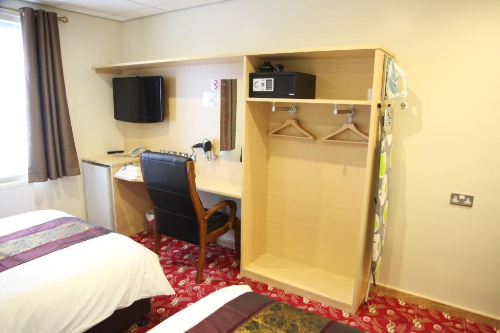 Cambridge Hotel Хаддерсфилд Экстерьер фото